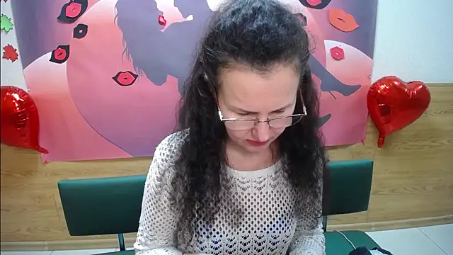 Miroslava Happi online show from October 20, 6:37 am