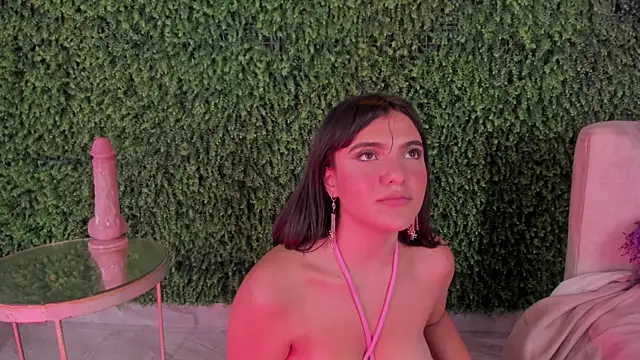 emmiily z online show from March 21, 1:34 am