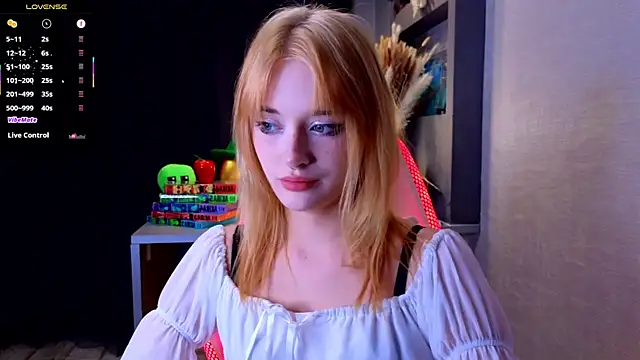 Snapshot of Hisoka_akerley chatting on September 18, 4:43 pm Hisoka akerley online show from September 18, 4:43 pm