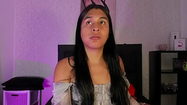 Selena fox7 online show from February 13, 3:28 am