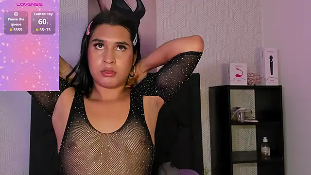 Selena fox7 online show from November 7, 3:33 am