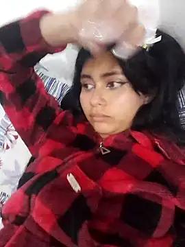 CHLOE ISABELL online show from March 13, 10:32 pm