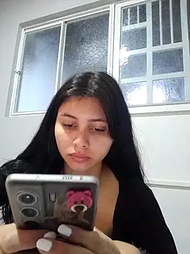 CHLOE ISABELL online show from September 18, 5:16 pm