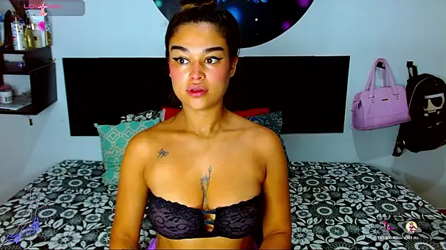 Ana Riderr online show from March 11, 6:07 am