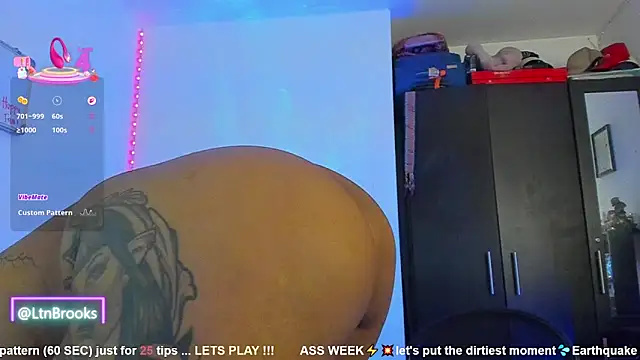 Annaa Brooks online show from October 4, 11:17 pm