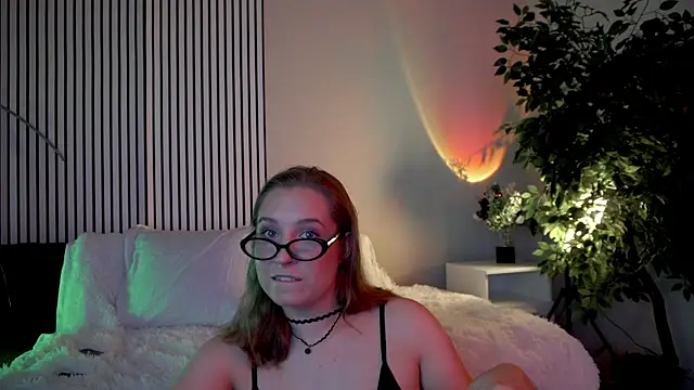 Snapshot of Saint_Vicious chatting on October 3, 8:43 pm Saint Vicious online show from October 3, 8:43 pm