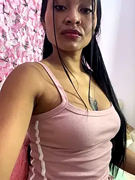 Snapshot of Lynda_Bonnie chatting on October 6, 11:22 am Lynda Bonnie online show from October 6, 11:22 am