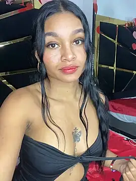 Snapshot of Lynda_Bonnie chatting on February 28, 3:26 pm Lynda Bonnie online show from February 28, 3:26 pm