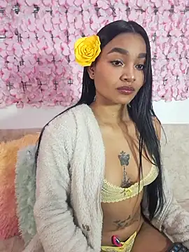 Snapshot of Lynda_Bonnie chatting on October 11, 1:56 pm Lynda Bonnie online show from October 11, 1:56 pm