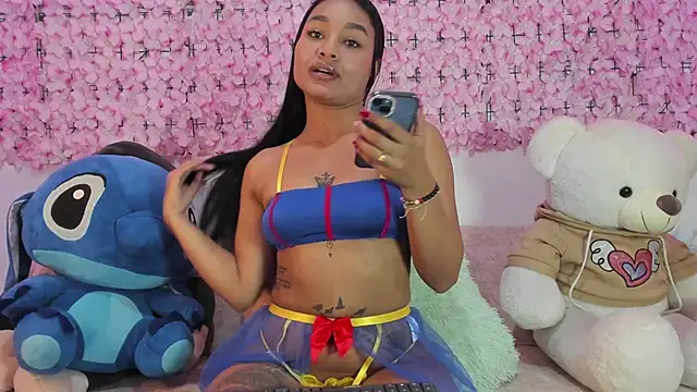 Snapshot of Lynda_Bonnie chatting on November 24, 7:14 pm Lynda Bonnie online show from November 24, 7:14 pm