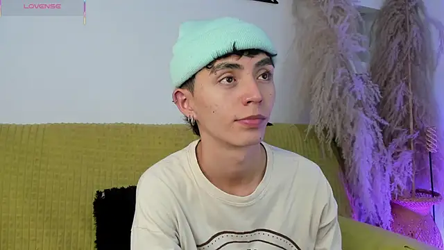 MaikyCooper online show from October 1, 8:24 pm