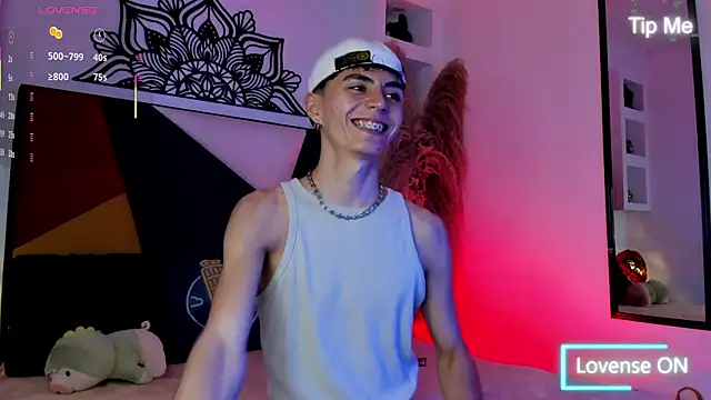 MaikyCooper online show from October 12, 8:43 pm