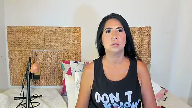 Jackiehmilf52 online show from July 13, 1:43 pm