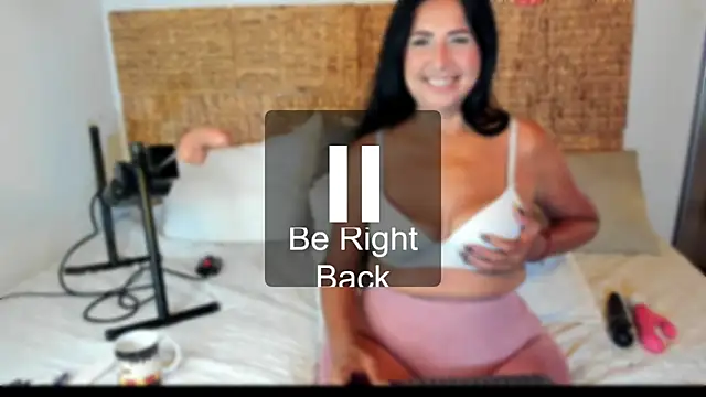 Jackiehmilf52 online show from February 17, 2:14 pm