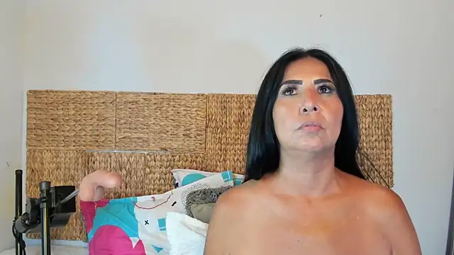 Snapshot of Jackiehmilf52 chatting on May 15, 2:53 am Jackiehmilf52 online show from May 15, 2:53 am