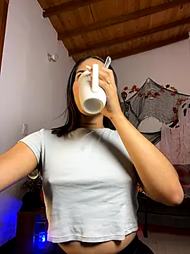 Snapshot of Maryybellax chatting on October 20, 1:40 am Maryybellax online show from October 20, 1:40 am