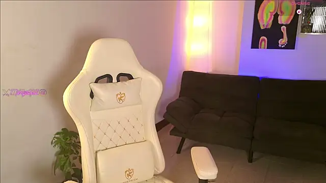 Snapshot of Maryybellax chatting on July 17, 12:30 am Maryybellax online show from July 17, 12:30 am