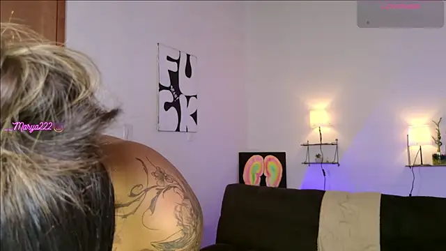 Snapshot of Maryybellax chatting on June 21, 12:38 am Maryybellax online show from June 21, 12:38 am