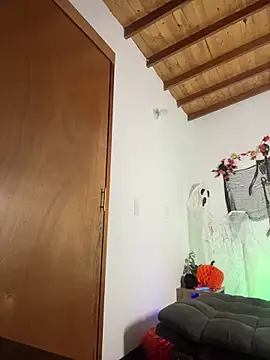 Maryybellax online show from November 5, 10:35 pm