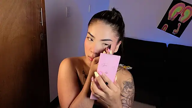 Maryybellax online show from November 8, 10:13 pm