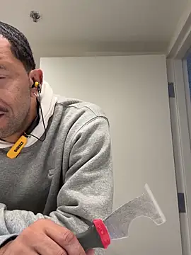 Snapshot of SIXKING7410 chatting on February 28, 5:01 pm SIXKING7410 online show from February 28, 5:01 pm