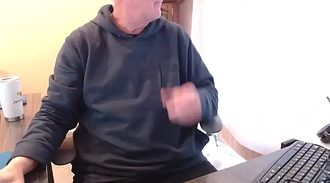 olderandwiser2 online show from February 25, 4:57 pm