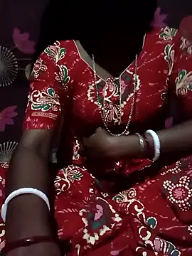 Snapshot of CuteRani001 chatting on October 30, 2:36 pm CuteRani001 online show from October 30, 2:36 pm