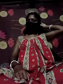 Snapshot of CuteRani001 chatting on October 28, 2:38 pm CuteRani001 online show from October 28, 2:38 pm