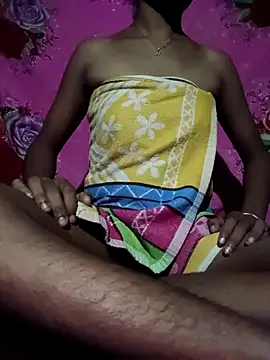 Snapshot of CuteRani001 chatting on September 22, 4:13 pm CuteRani001 online show from September 22, 4:13 pm