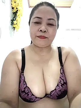 Baby-bigtits2024 online show from December 18, 10:30 am