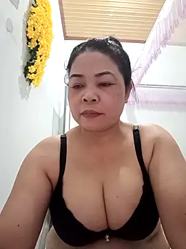 Snapshot of Baby-bigtits2024 chatting on March 8, 8:33 am Baby-bigtits2024 online show from March 8, 8:33 am