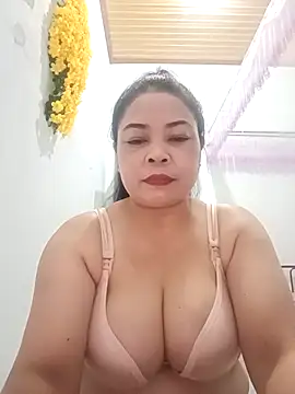 Snapshot of Baby-bigtits2024 chatting on March 13, 12:56 pm Baby-bigtits2024 online show from March 13, 12:56 pm