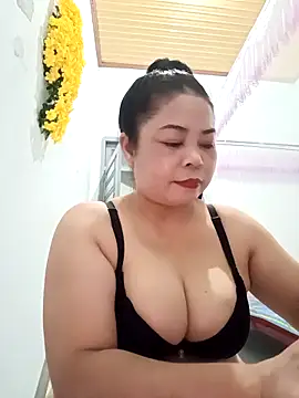 Snapshot of Baby-bigtits2024 chatting on March 12, 12:57 pm Baby-bigtits2024 online show from March 12, 12:57 pm