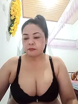 Snapshot of Baby-bigtits2024 chatting on March 7, 9:38 pm Baby-bigtits2024 online show from March 7, 9:38 pm