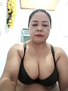 Snapshot of Baby-bigtits2024 chatting on September 29, 10:26 pm Baby-bigtits2024 online show from September 29, 10:26 pm