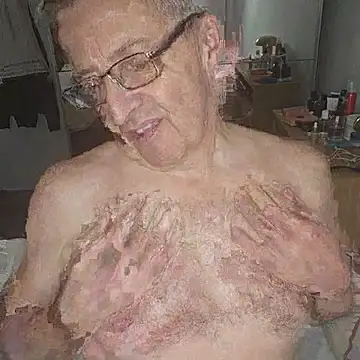 mann4u147 online show from November 8, 11:41 pm