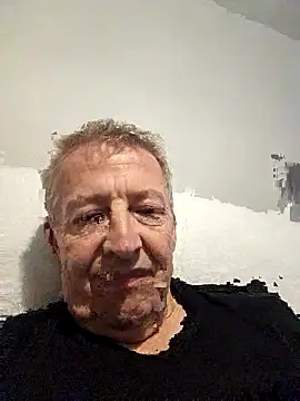 Snapshot of mann4u147 chatting on September 26, 10:05 pm mann4u147 online show from September 26, 10:05 pm