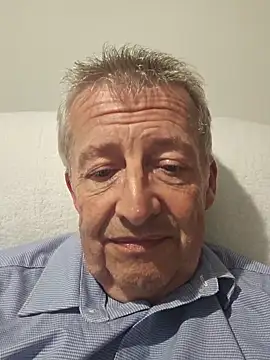 Snapshot of mann4u147 chatting on September 10, 7:13 pm mann4u147 online show from September 10, 7:13 pm