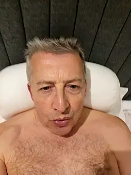 mann4u147 online show from March 3, 11:34 pm