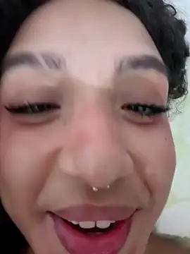 Majo BigTits online show from October 26, 1:44 pm