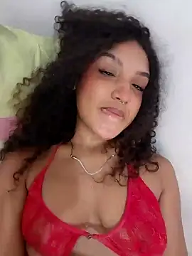 Majo BigTits online show from October 27, 1:50 am