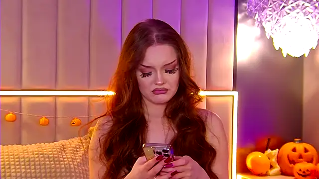 AlexaBright online show from November 5, 6:44 pm