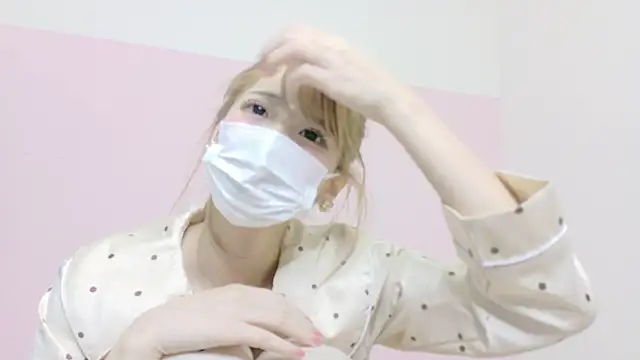 Snapshot of -nyanko- chatting on March 8, 9:17 am -nyanko- online show from March 8, 9:17 am