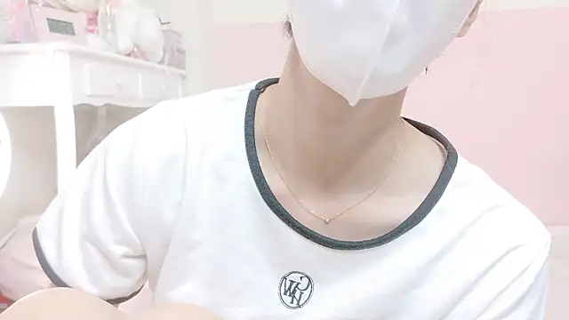 Snapshot of -nyanko- chatting on October 3, 8:21 pm -nyanko- online show from October 3, 8:21 pm