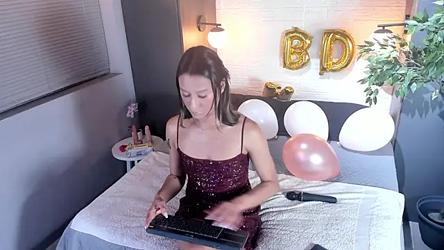 Georgina Palacios  online show from April 14, 3:44 am