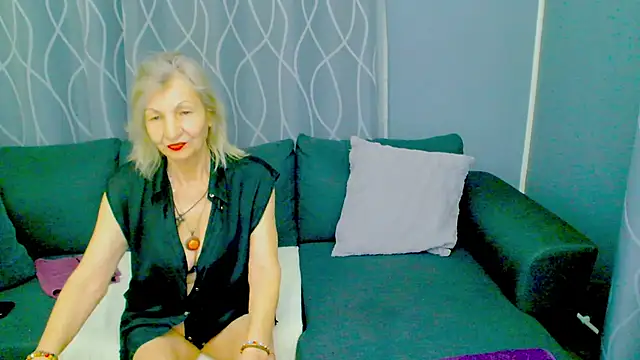 Snapshot of adeleadison chatting on October 30, 8:50 pm adeleadison online show from October 30, 8:50 pm