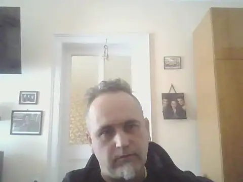 Szolga10 online show from March 18, 3:24 pm