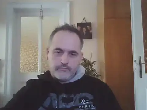 Szolga10 online show from November 30, 11:44 am