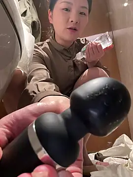 Mia-77 online show from February 11, 9:31 am