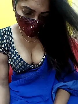 Snapshot of Thamarai28 chatting on October 4, 4:08 pm Thamarai28 online show from October 4, 4:08 pm